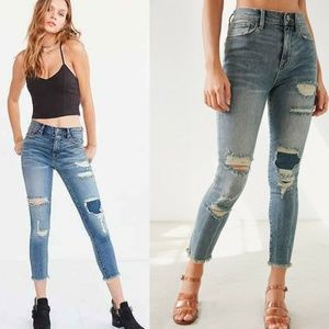 (NWT) BDG Crop Twig High Rise Skinny Jeans